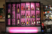 Schön designte Bar (Foto. Martin Schmitz)